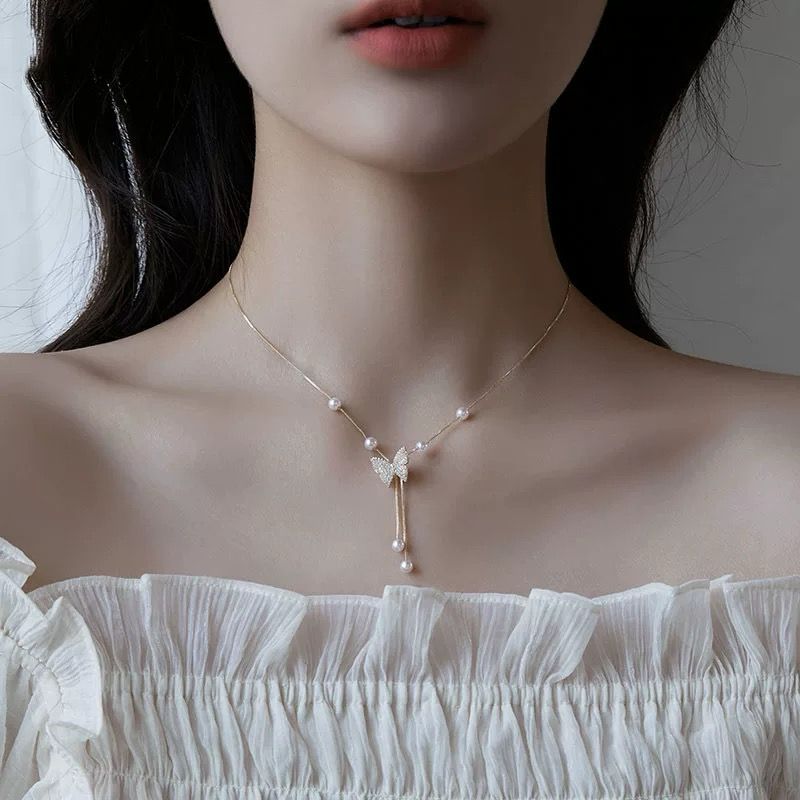 Simple New Butterfly Design with Pearl Necklace