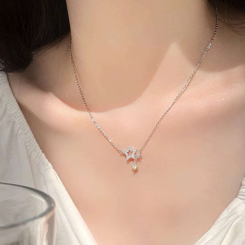 Luxury 18K New Design White Gold Clavicle Chain Necklace